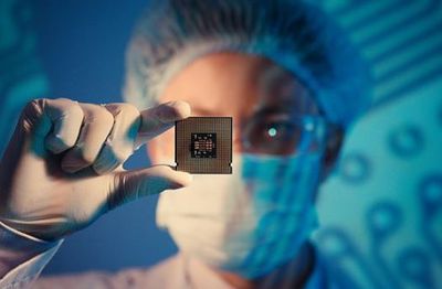 科技攻關(guān)新篇章 通訊工程技術(shù)研發(fā)與服務(wù)助力半導(dǎo)體自主化