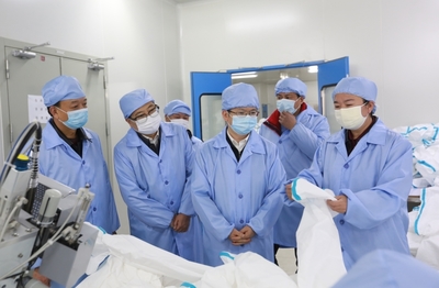 市委副書(shū)記何俊峰深入湘潭高新區(qū)調(diào)研重點(diǎn)項(xiàng)目與企業(yè)發(fā)展，重點(diǎn)關(guān)注通訊工程技術(shù)研發(fā)